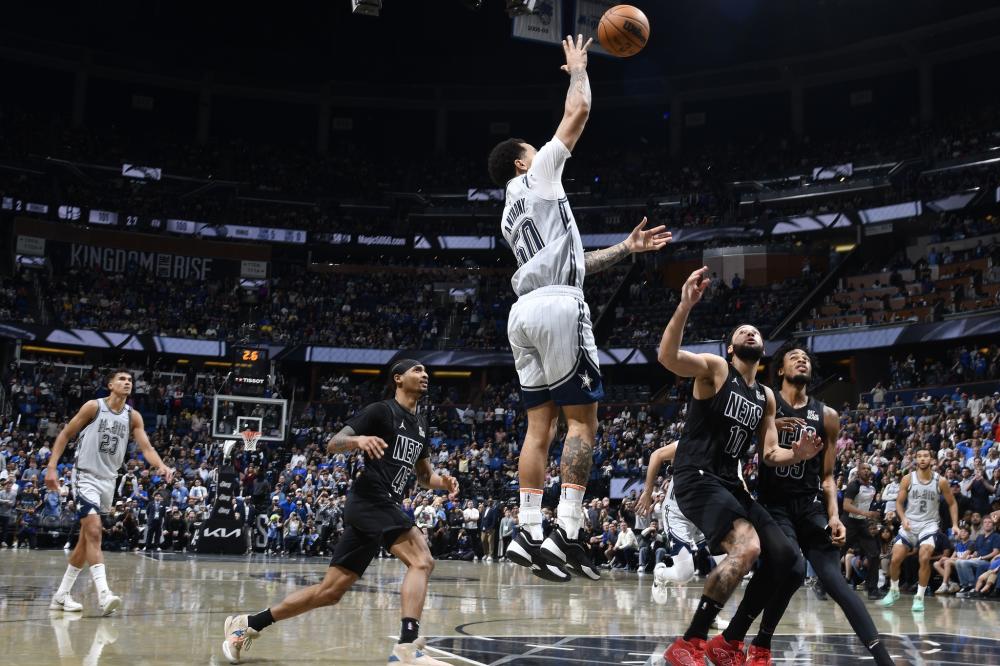 中摘得桂冠 中摘得桂冠