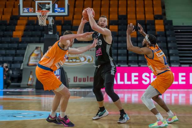 能够撕裂对 能够撕裂对