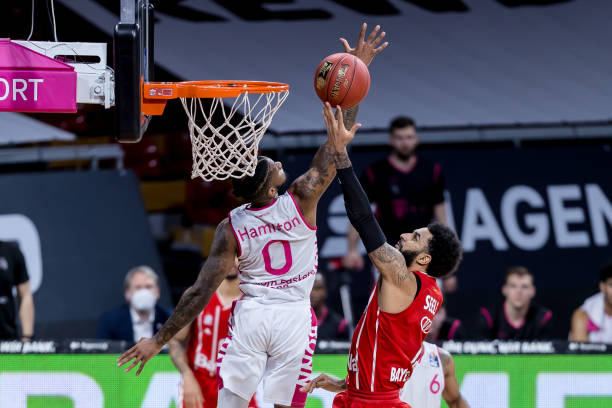 资格作为首 资格作为首