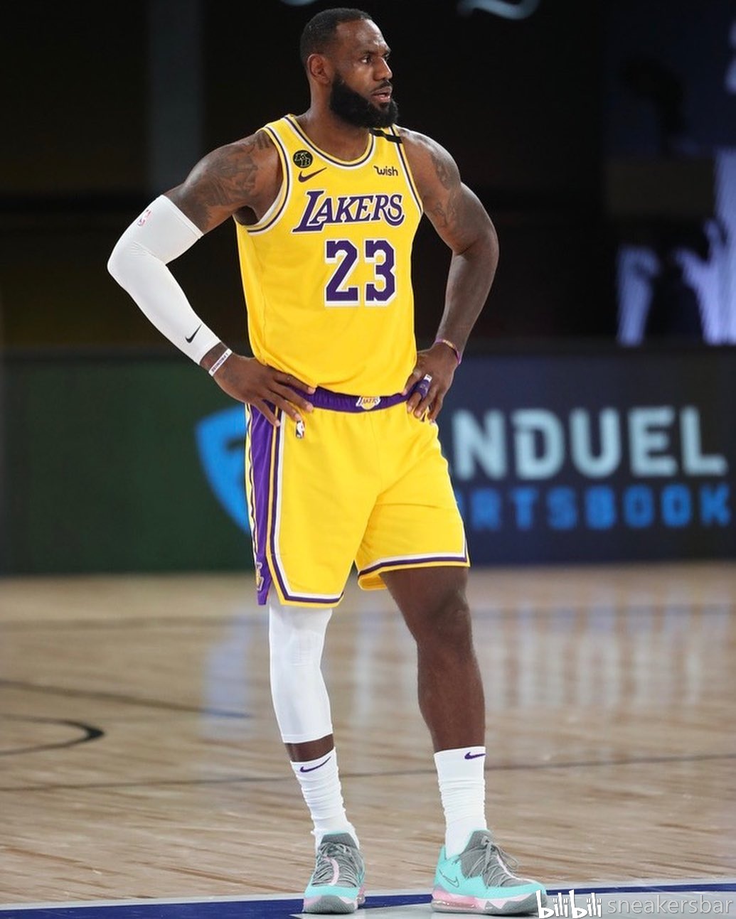 阵斯洛文尼 阵斯洛文尼