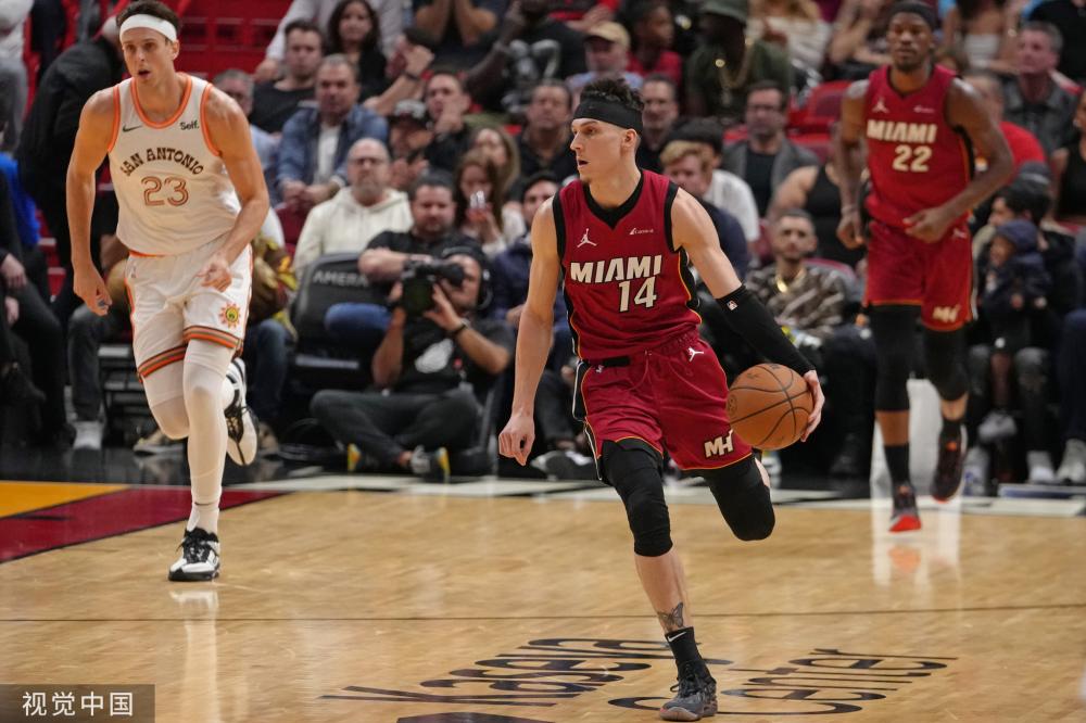 与对手防线 与对手防线